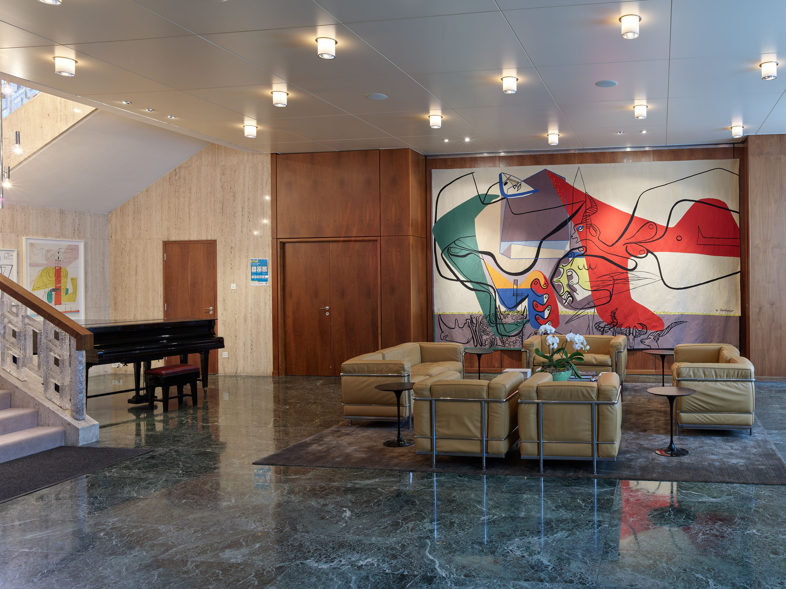 Ahp0008 residence 005419 J2560